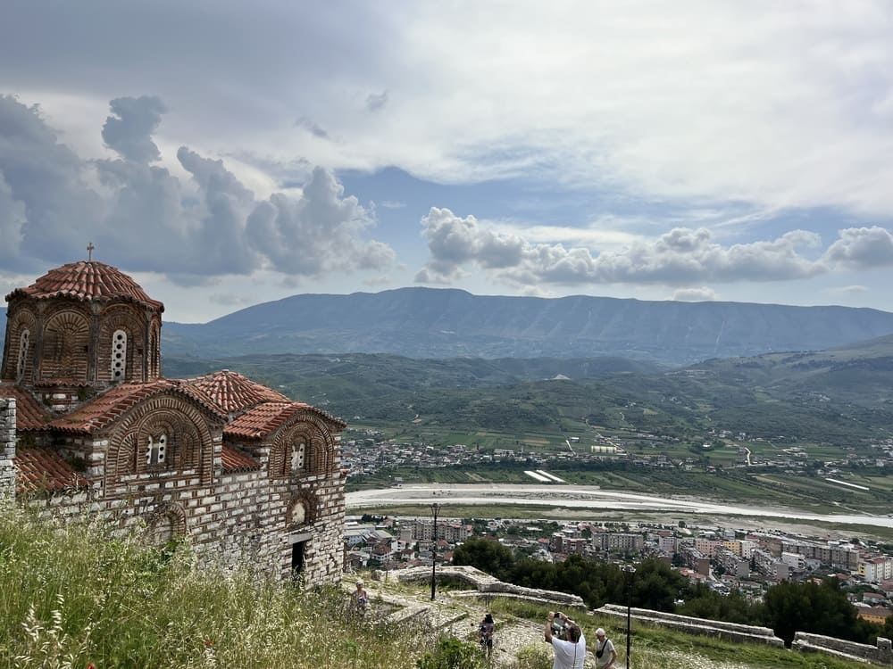 Visitar Berat en Albania es un imprescindible